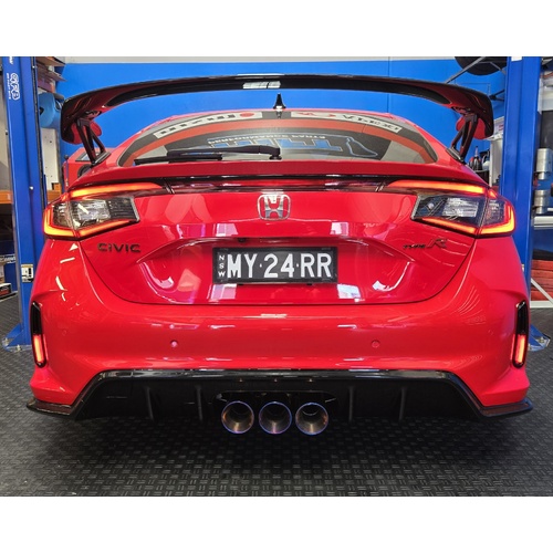 Honda Civic Type R FL5 Rear Bumper Reflector Replacement.